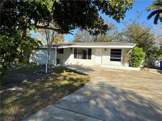 2953 Magnolia ST, Fort Myers, FL 33901