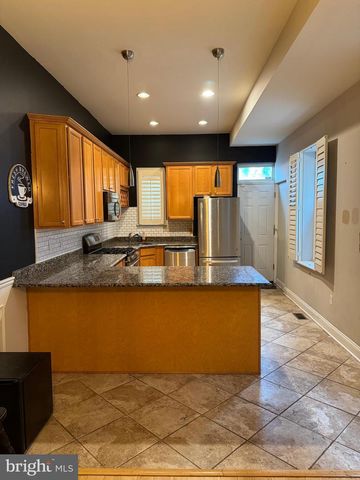 1713 W LOMBARD ST, Baltimore, MD 21223