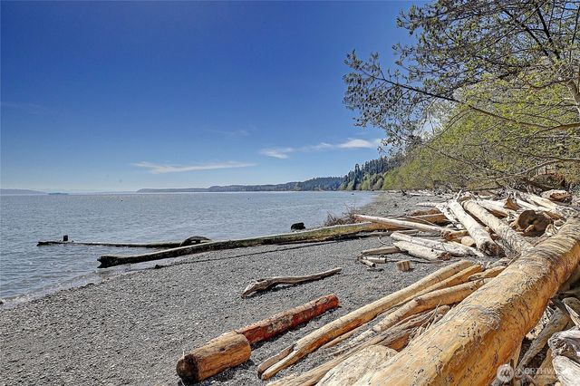 634 Lehman Drive, Camano Island, WA 98282