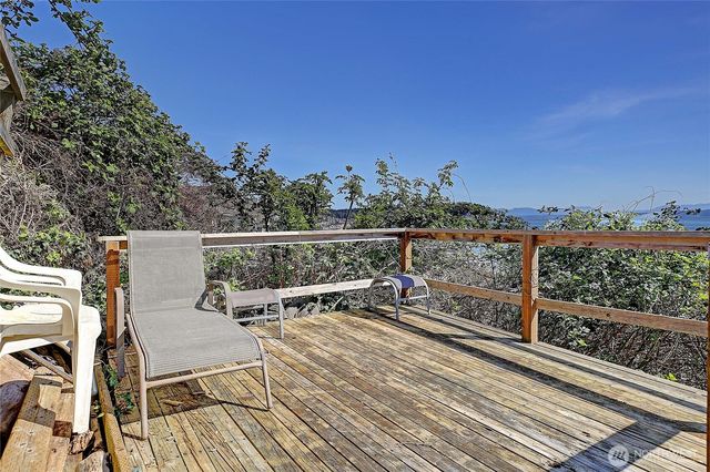 634 Lehman Drive, Camano Island, WA 98282