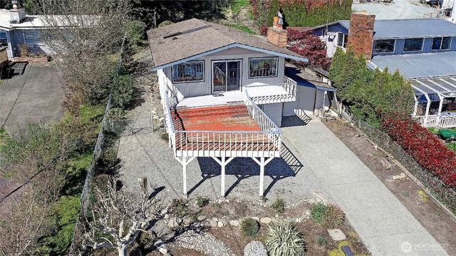 634 Lehman Drive, Camano Island, WA 98282