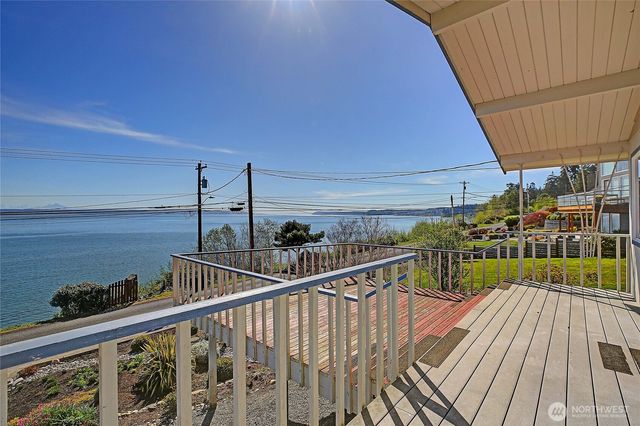 634 Lehman Drive, Camano Island, WA 98282