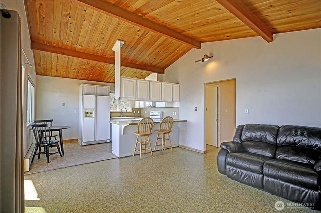 634 Lehman Drive, Camano Island, WA 98282