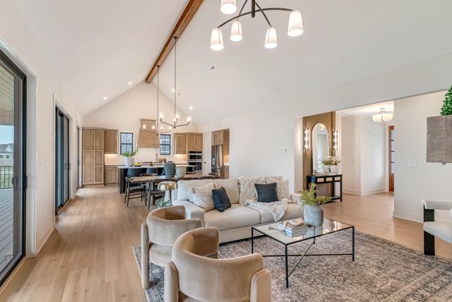726 Azalea Lane, Versailles, KY 40383