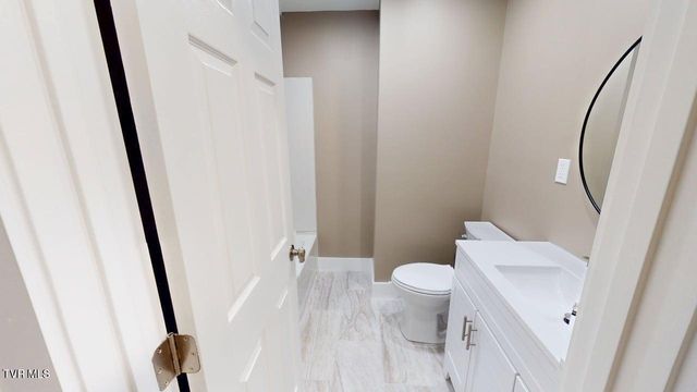 1183 Webster Valley Road, Rogersville, TN 37857