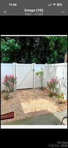 401 Hurston Circle, Charlotte, NC 28208