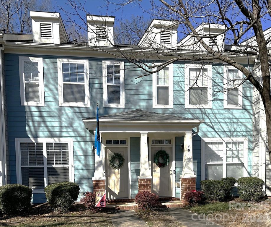 401 Hurston Circle, Charlotte, NC 28208
