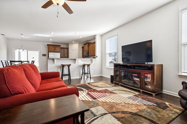 3527 Kepeharm Ln, Murfreesboro, TN 37128