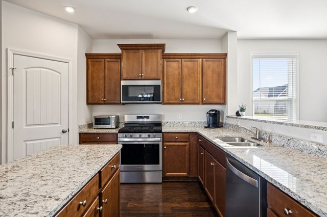 3527 Kepeharm Ln, Murfreesboro, TN 37128