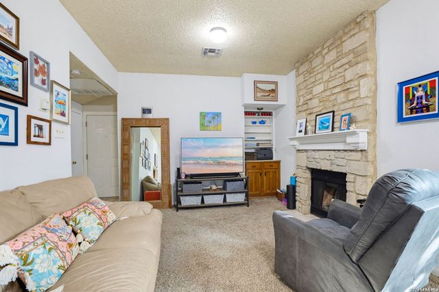 14122 Churchill Estates Blvd Apt 1101, San Antonio, TX 78248