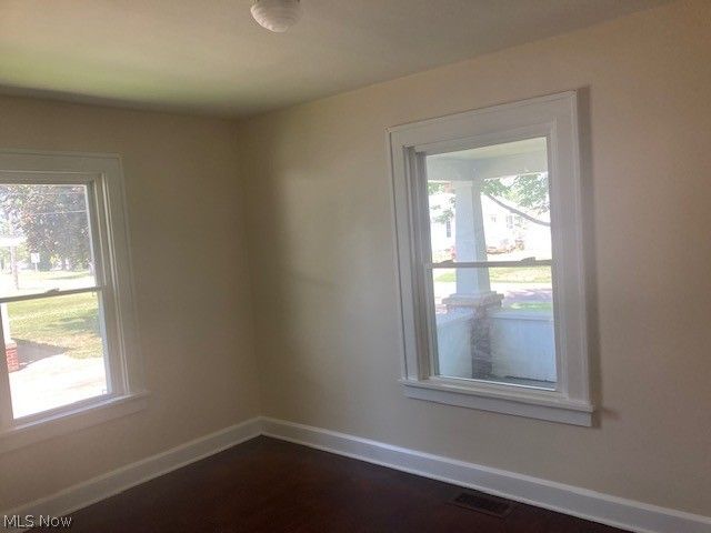 4977 Damon, Warren, OH 44483