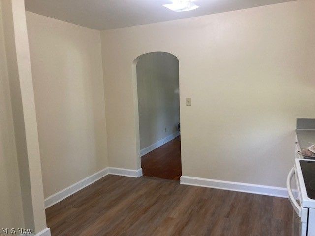 4977 Damon, Warren, OH 44483