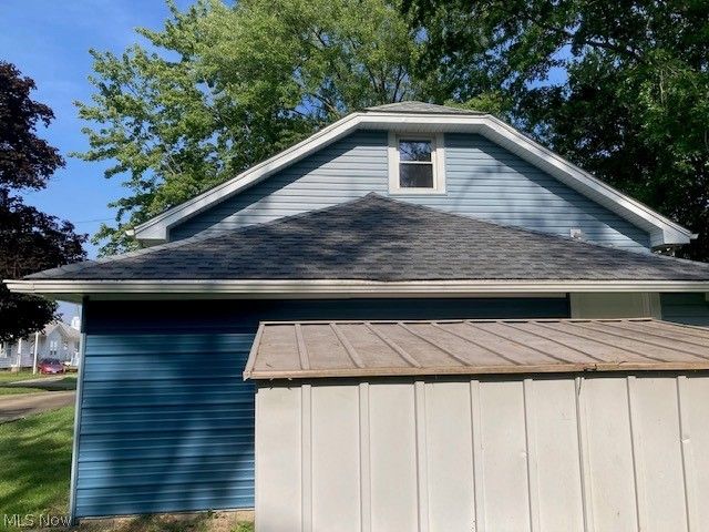 4977 Damon, Warren, OH 44483