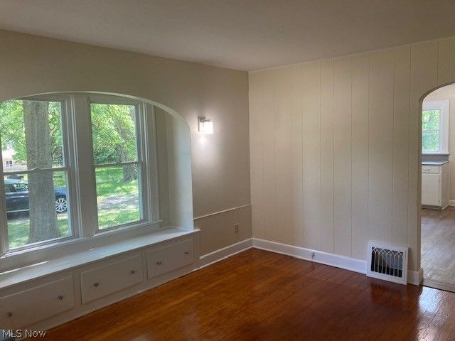 4977 Damon, Warren, OH 44483