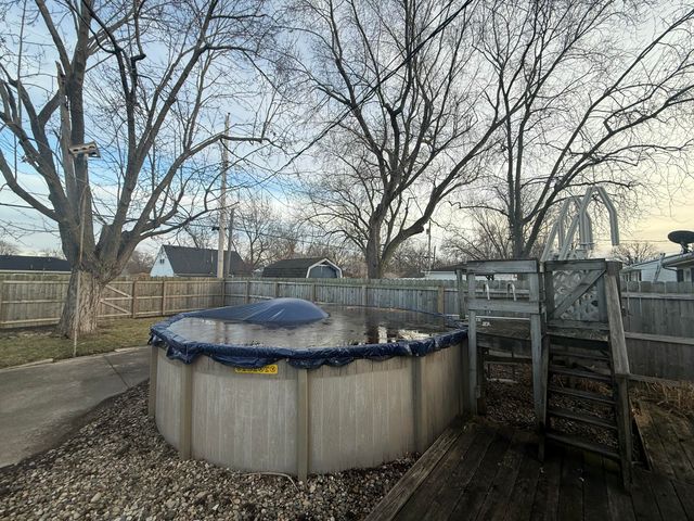 733-1 Imperial Road, Valparaiso, IN 46385