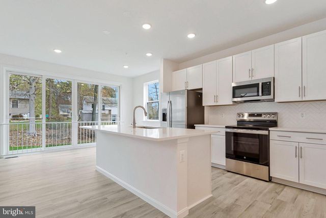 18 POPLAR CT, North East, MD 21901