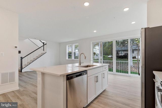 18 POPLAR CT, North East, MD 21901