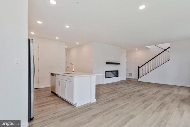 18 POPLAR CT, North East, MD 21901