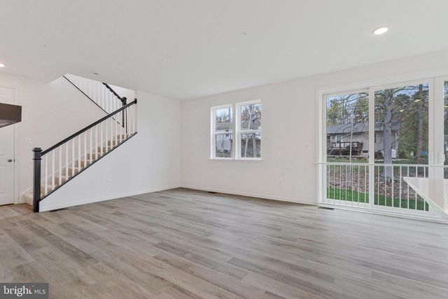 18 POPLAR CT, North East, MD 21901