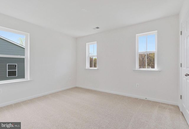 18 POPLAR CT, North East, MD 21901