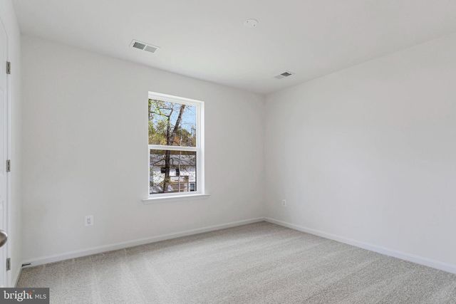 18 POPLAR CT, North East, MD 21901