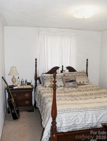 76 Eastview Court, Taylorsville, NC 28681