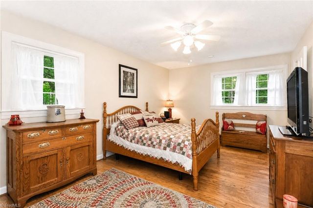 111 Wildflower Lane, Statesville, NC 28625