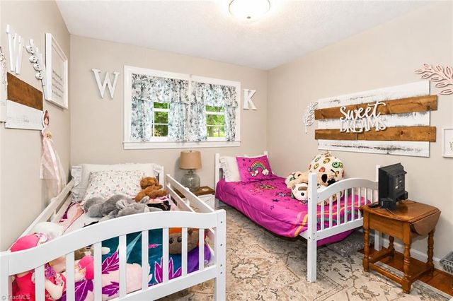 111 Wildflower Lane, Statesville, NC 28625
