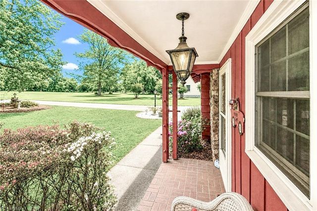 111 Wildflower Lane, Statesville, NC 28625