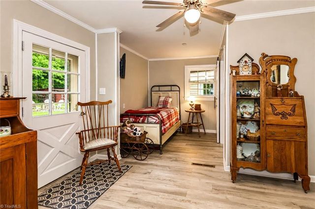 111 Wildflower Lane, Statesville, NC 28625