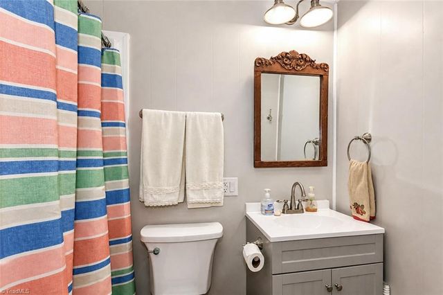 111 Wildflower Lane, Statesville, NC 28625