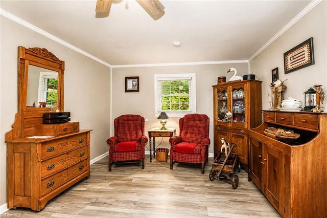 111 Wildflower Lane, Statesville, NC 28625