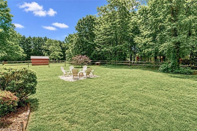 111 Wildflower Lane, Statesville, NC 28625