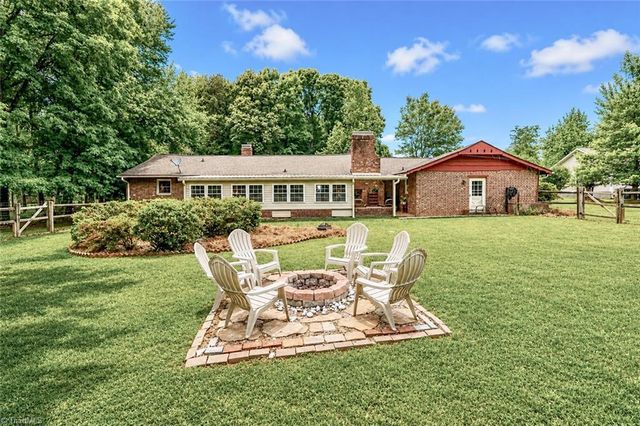 111 Wildflower Lane, Statesville, NC 28625