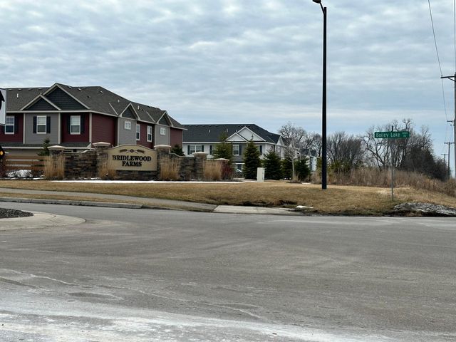 4791 Martingale Drive, Woodbury, MN 55129