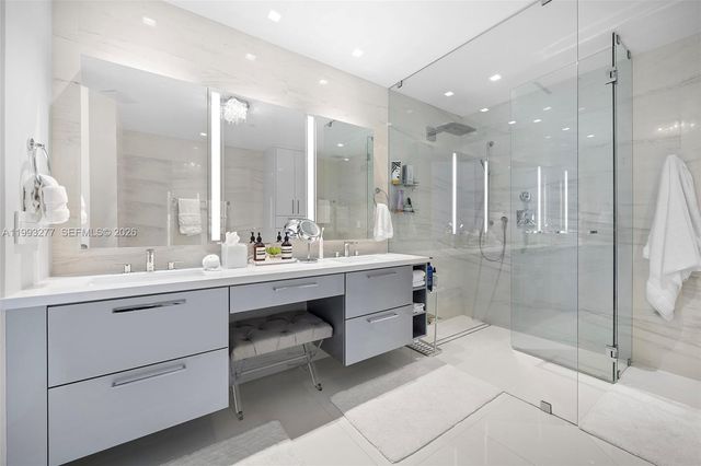 100 S Pointe Dr 1409, Miami Beach, FL 33139