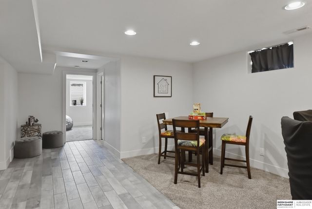 2217 N 99th Street, Omaha, NE 68134