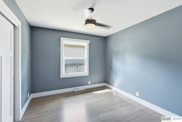 2217 N 99th Street, Omaha, NE 68134