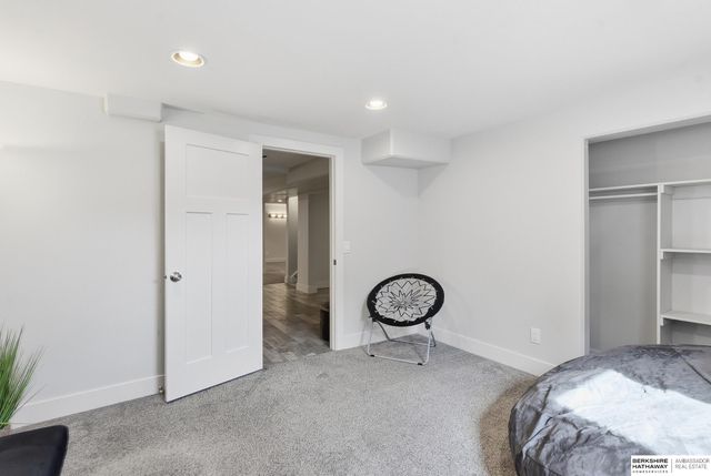 2217 N 99th Street, Omaha, NE 68134