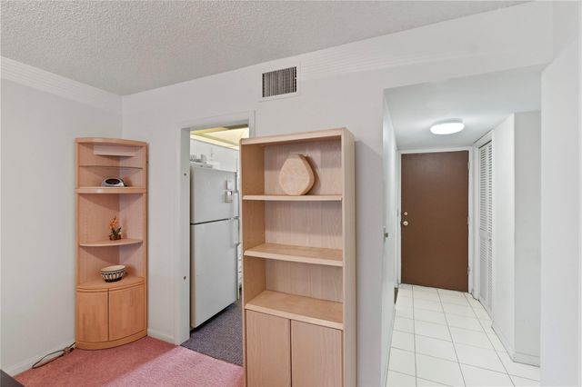 700 SE 6th Ave 314, Deerfield Beach, FL 33441