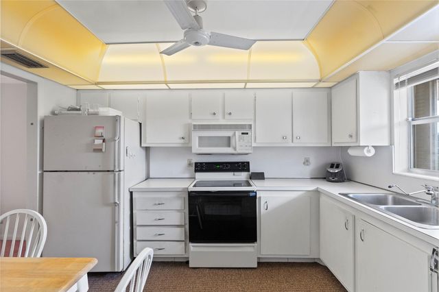 700 SE 6th Ave 314, Deerfield Beach, FL 33441