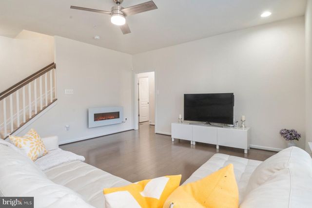 7605 GIGUR DR, Hanover, MD 21076