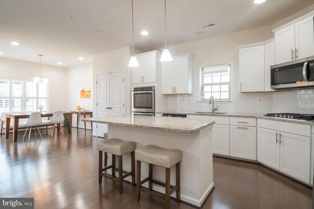 7605 GIGUR DR, Hanover, MD 21076