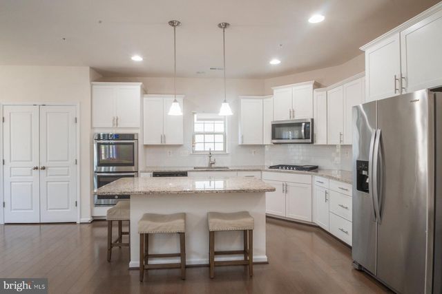 7605 GIGUR DR, Hanover, MD 21076