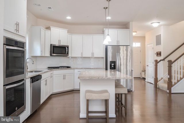 7605 GIGUR DR, Hanover, MD 21076