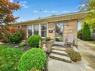 3500 Bridge Street, Trenton, MI 48183