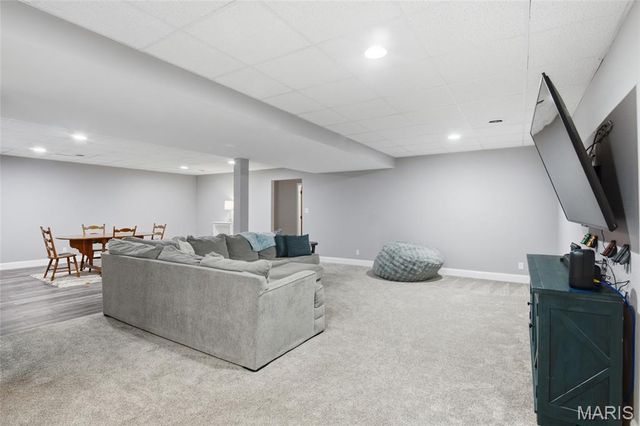 3099 Final Drive, Highland, IL 62249