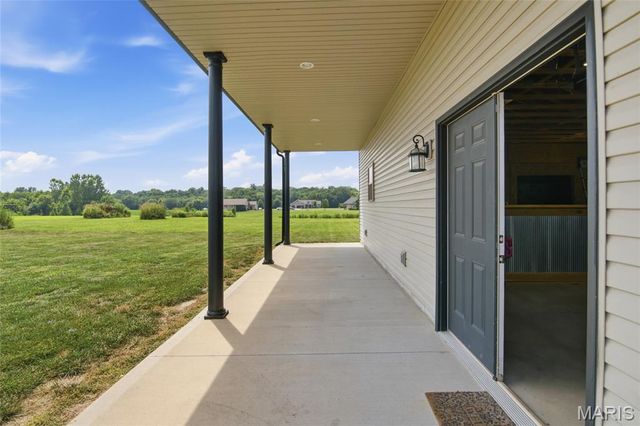 3099 Final Drive, Highland, IL 62249
