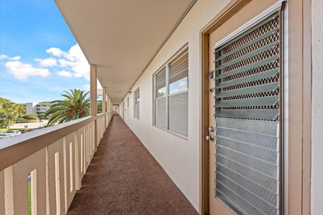 2303 Lucaya Lane G3, Coconut Creek, FL 33066