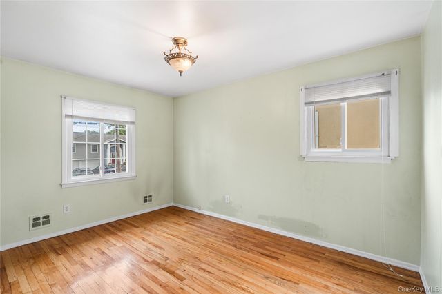 787 Vivian Court, Baldwin Harbor, NY 11510